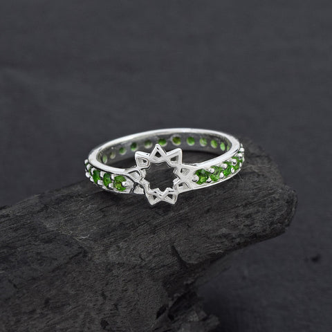 Chrome Diopside Star Eternity Band